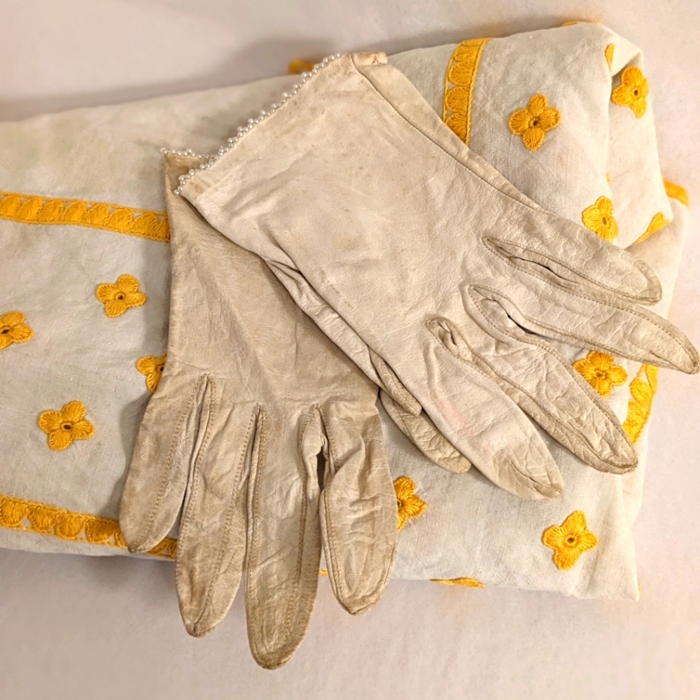 Vintage kid gloves with pearls